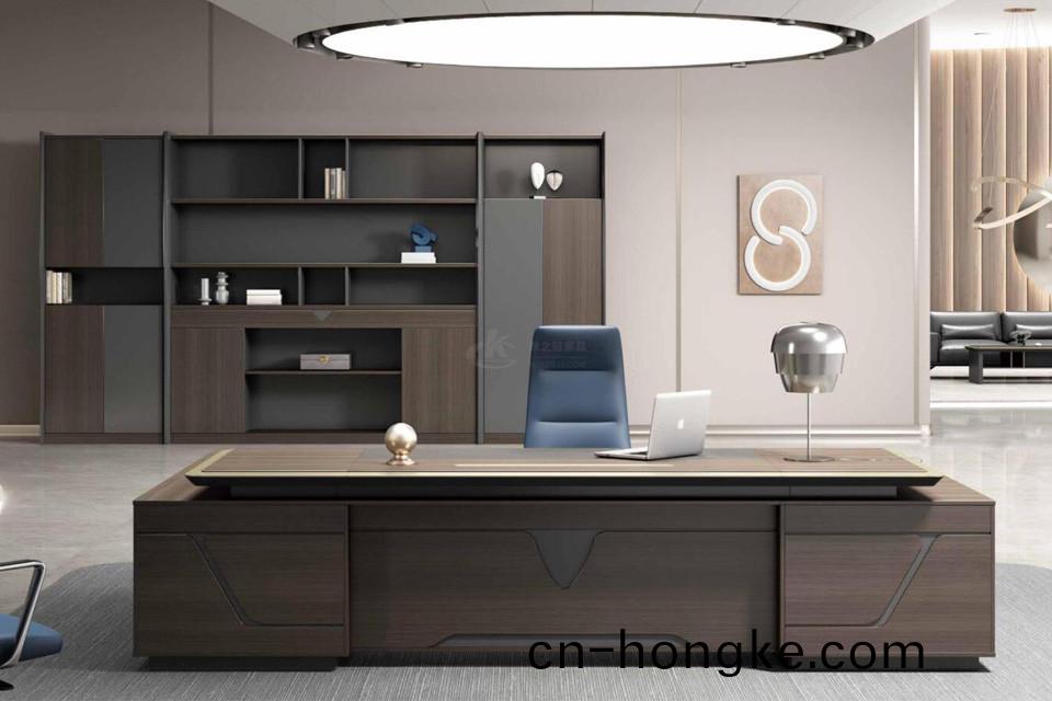 大(da)班檯| DOLMO