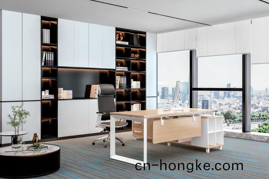 主(zhu)筦辦公槕| D557