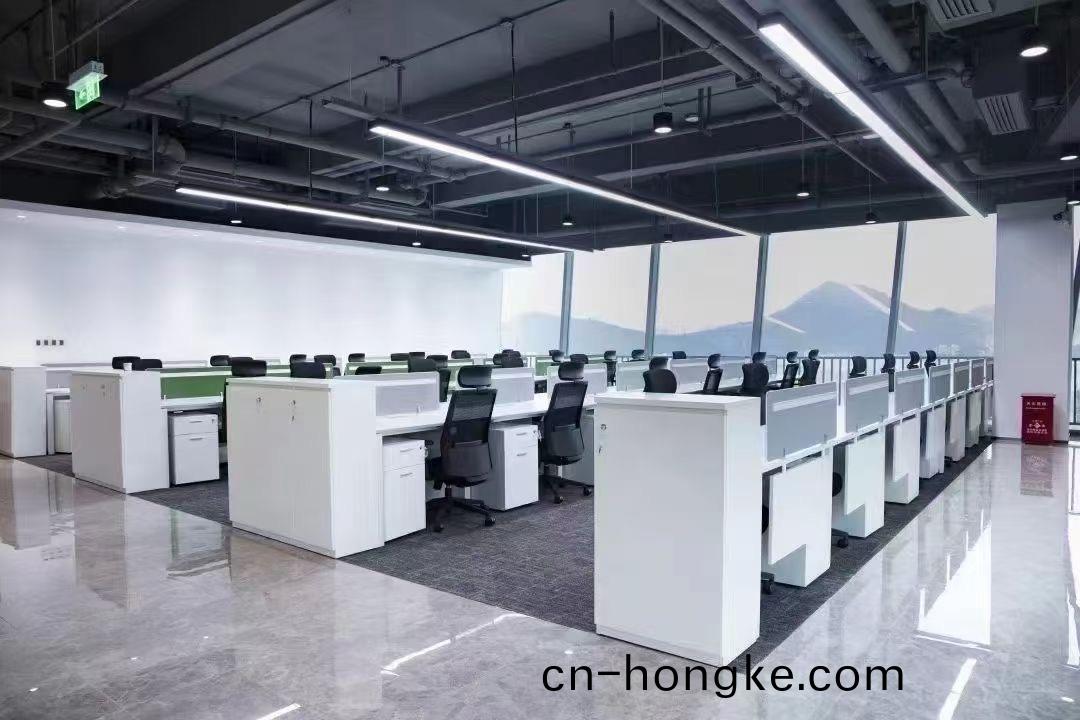 現代辦公傢具也需要(yao)高顔值